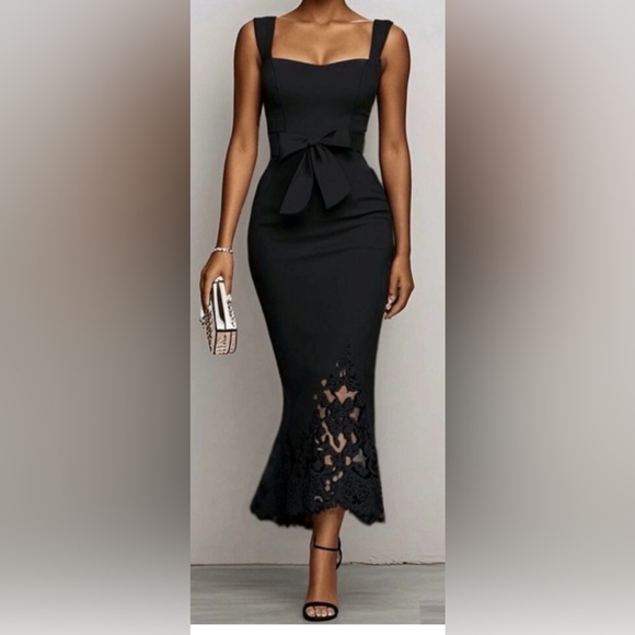 Elegant Light Blue Sleeveless Dress with Lace Detail - Picture 4 of 4